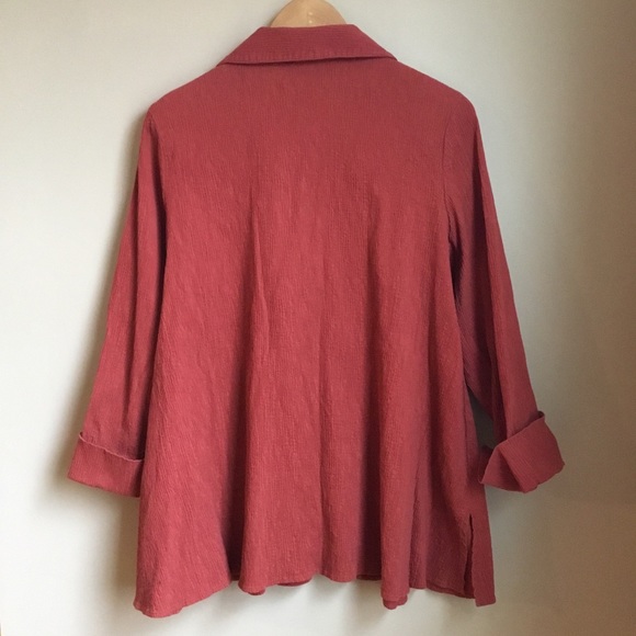 Marla Wynne Textured Button Down Tunic Shirt - Picture 5 of 11